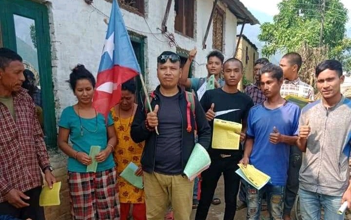 एम एनओ जिल्ला सभा काभ्रेले थाल्यो गाउँ अभियान